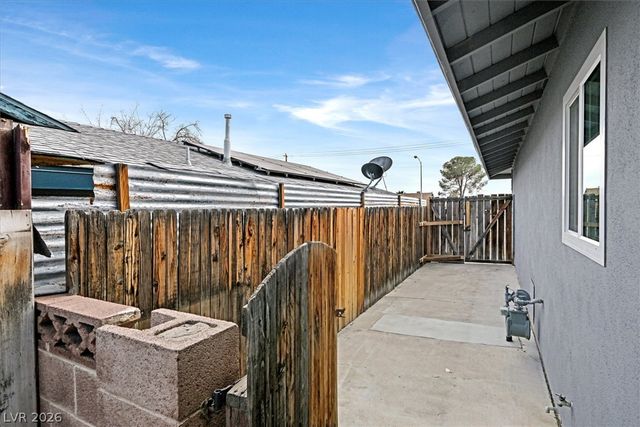 4516 East Flamingo Road, Las Vegas, NV 89121