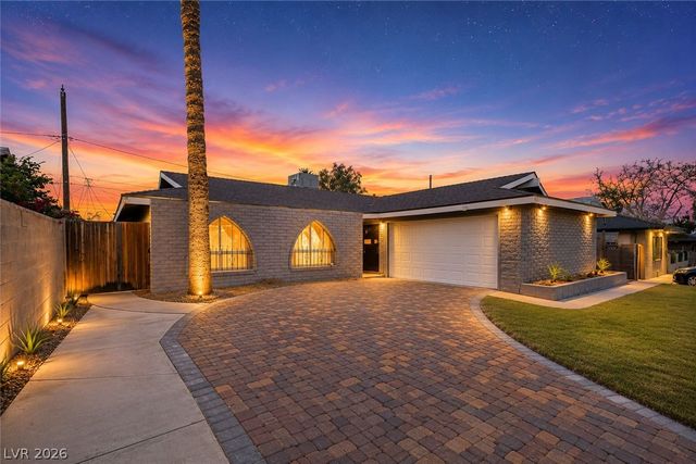 4516 East Flamingo Road, Las Vegas, NV 89121