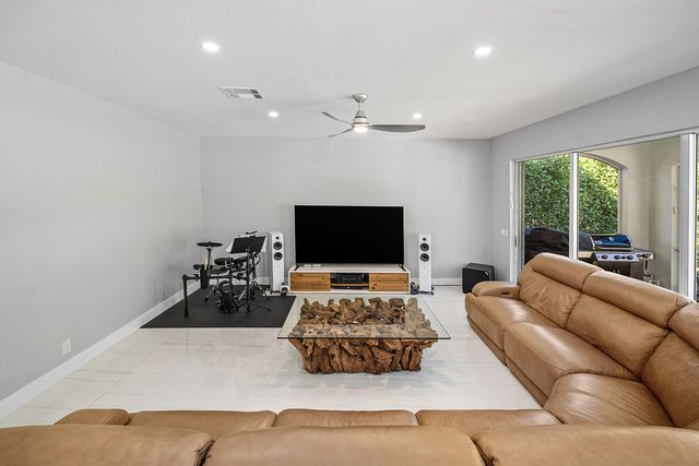 19706 Dinner Key Drive, Boca Raton, FL 33498