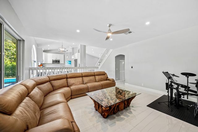 19706 Dinner Key Drive, Boca Raton, FL 33498