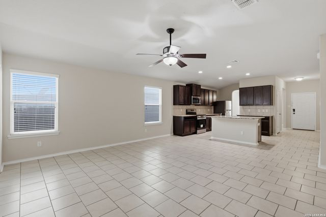 5610 Medina Farm, San Antonio, TX 78222