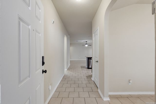 5610 Medina Farm, San Antonio, TX 78222