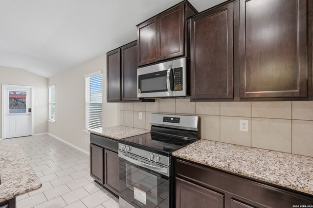 5610 Medina Farm, San Antonio, TX 78222