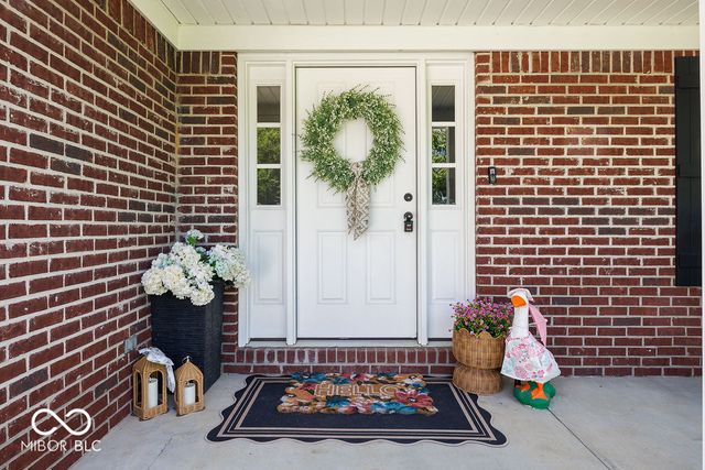 1162 W Thornridge Way, Spencer, IN 47460