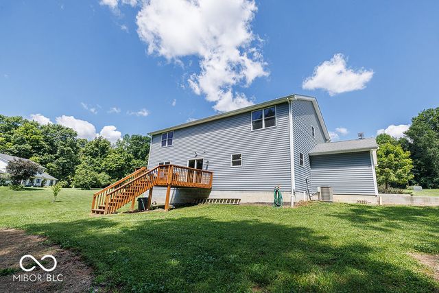 1162 W Thornridge Way, Spencer, IN 47460