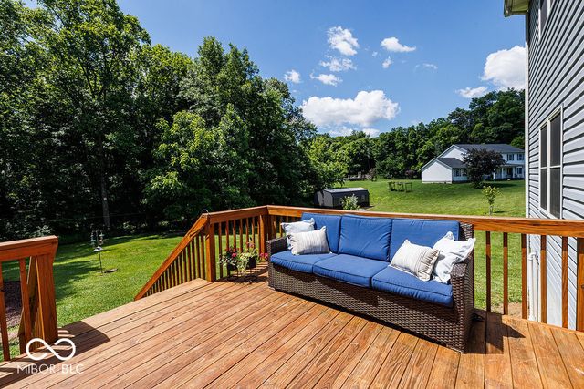 1162 W Thornridge Way, Spencer, IN 47460