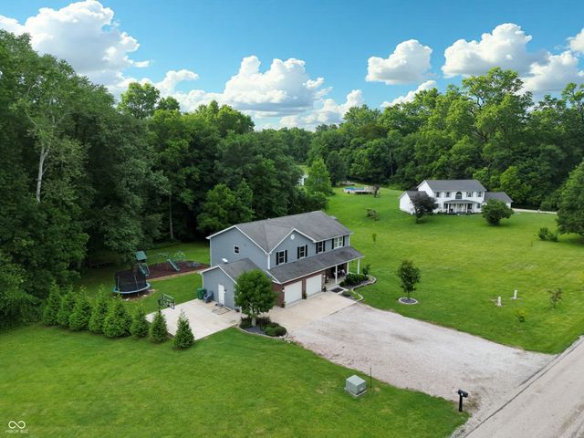 1162 W Thornridge Way, Spencer, IN 47460