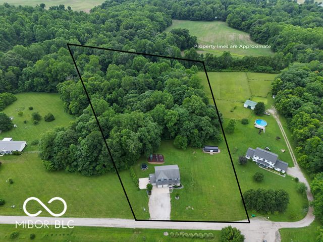 1162 W Thornridge Way, Spencer, IN 47460