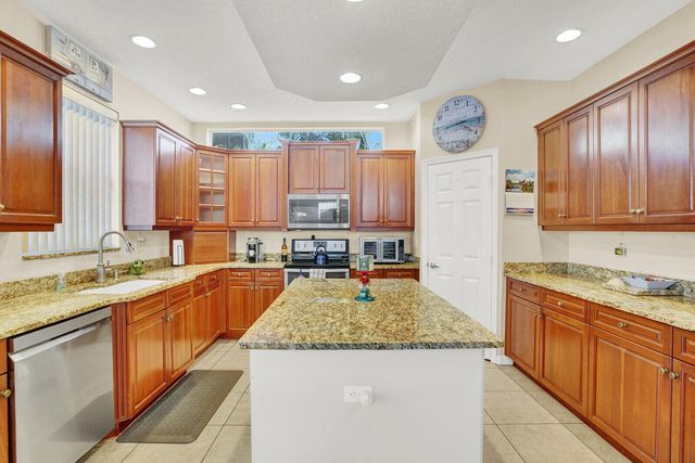 7541 Downwinds Lane, Lake Worth, FL 33467