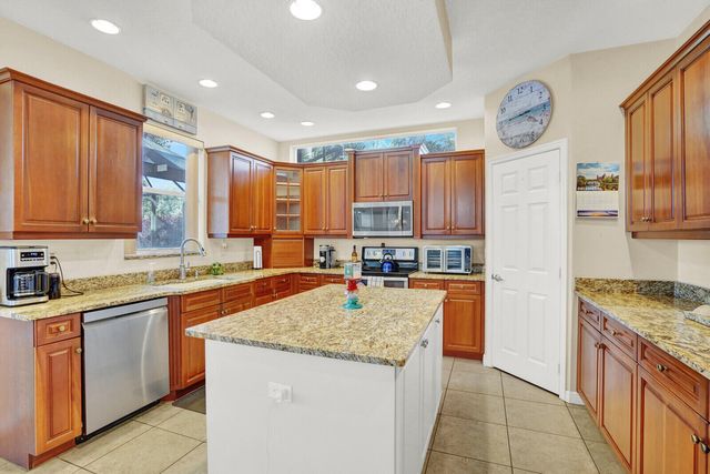 7541 Downwinds Lane, Lake Worth, FL 33467
