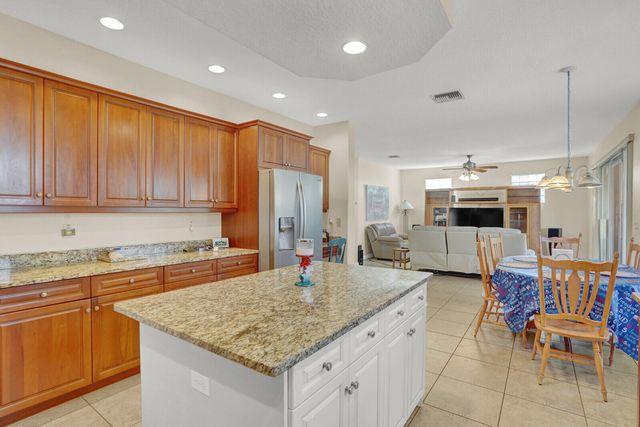 7541 Downwinds Lane, Lake Worth, FL 33467