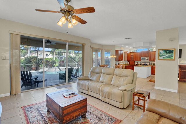 7541 Downwinds Lane, Lake Worth, FL 33467
