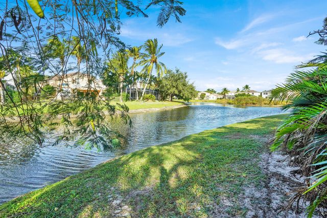 7541 Downwinds Lane, Lake Worth, FL 33467