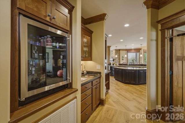 1638 Johns Ridge Parkway 144, Lenoir, NC 28645