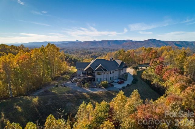 1638 Johns Ridge Parkway 144, Lenoir, NC 28645