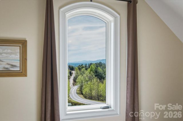1638 Johns Ridge Parkway 144, Lenoir, NC 28645