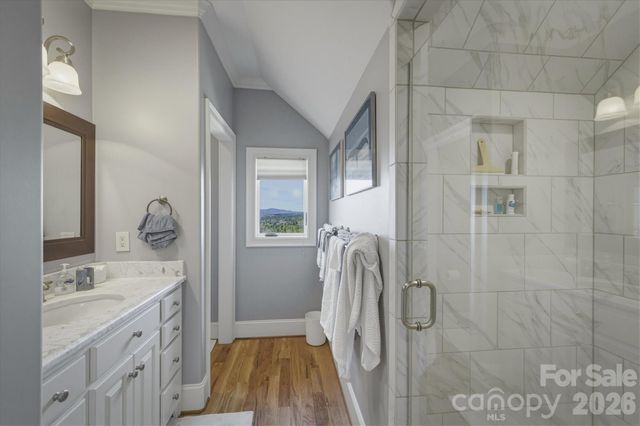 1638 Johns Ridge Parkway 144, Lenoir, NC 28645