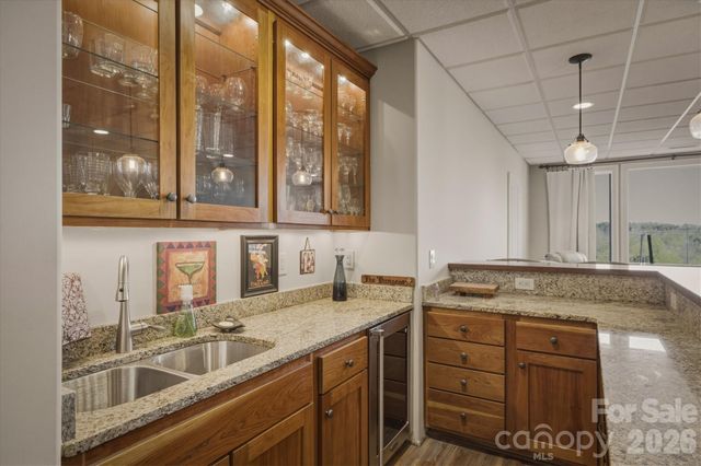 1638 Johns Ridge Parkway 144, Lenoir, NC 28645