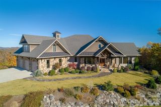 1638 Johns Ridge Parkway 144, Lenoir, NC 28645