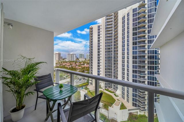 19201 Collins Avenue 1117, Sunny Isles Beach, FL 33160