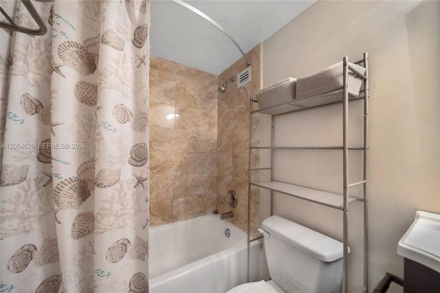 19201 Collins Avenue 1117, Sunny Isles Beach, FL 33160