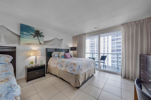19201 Collins Avenue 1117, Sunny Isles Beach, FL 33160