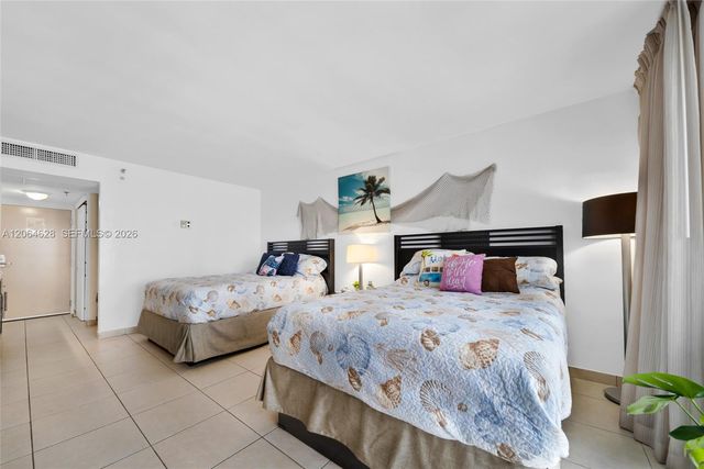 19201 Collins Avenue 1117, Sunny Isles Beach, FL 33160