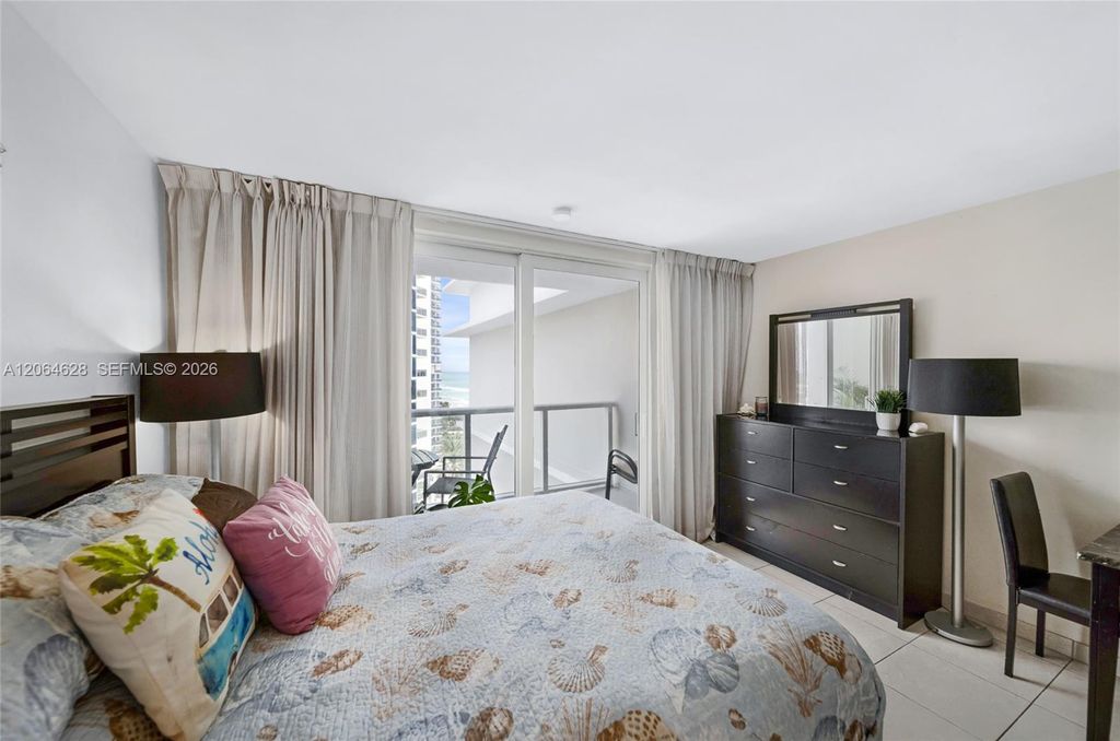 19201 Collins Avenue 1117, Sunny Isles Beach, FL 33160