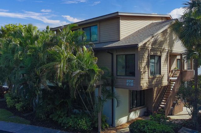 218 NE Edgewater Drive, Hutchinson Island, FL 34996