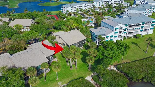 218 NE Edgewater Drive, Hutchinson Island, FL 34996