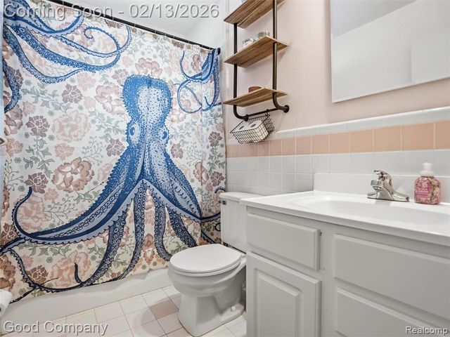 20857 Shoreview Street, Clinton Township, MI 48035