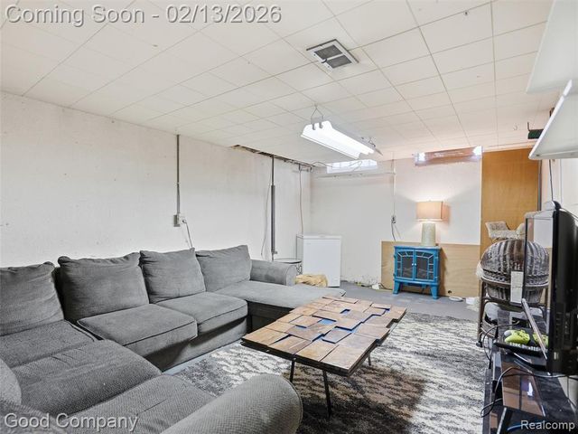 20857 Shoreview Street, Clinton Township, MI 48035