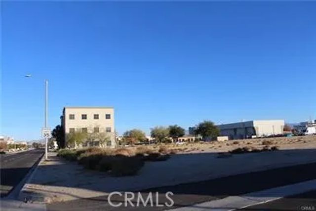 15299 CIVIC, Victorville, CA 92392