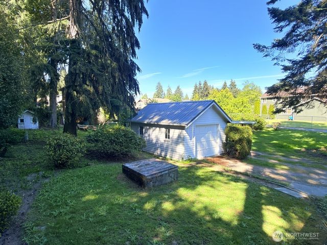 612 S 160th Street, Burien, WA 98148