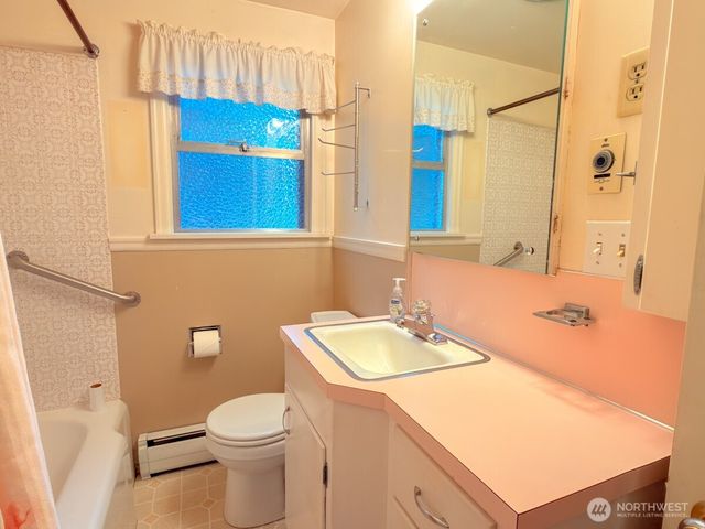 612 S 160th Street, Burien, WA 98148