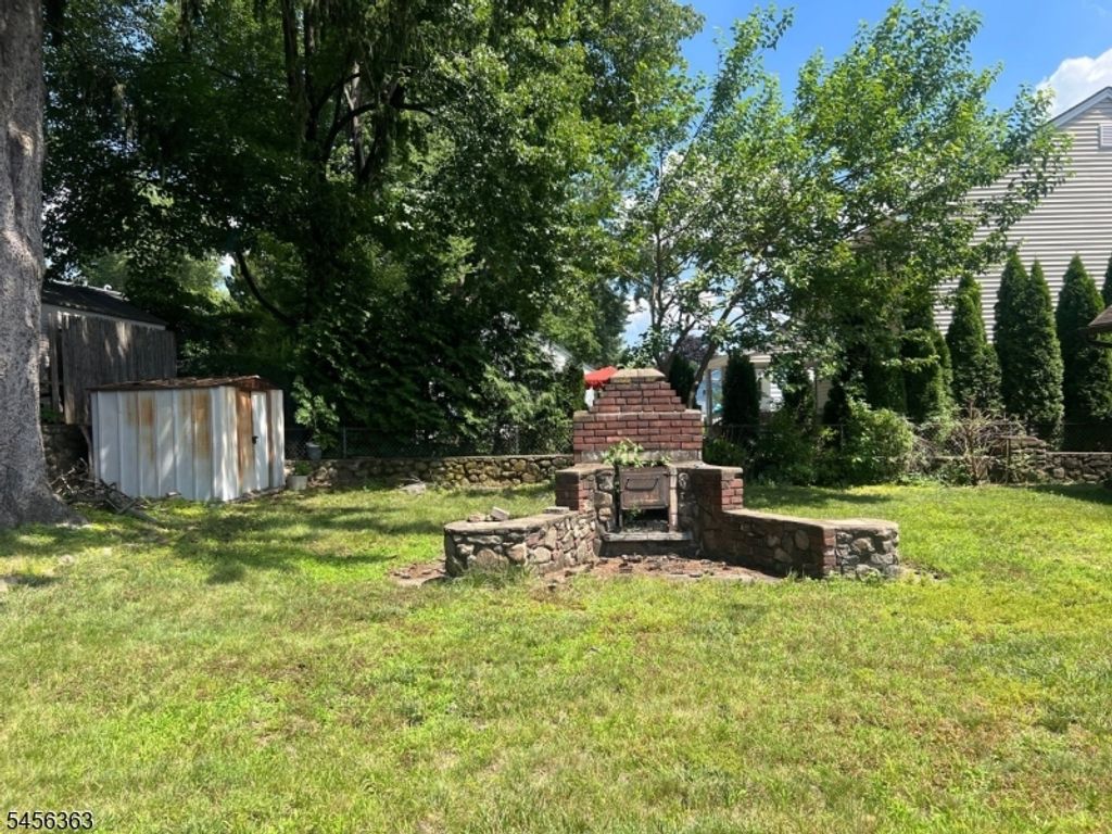27 Charles Ter, Waldwick Boro, NJ 07463 — photo 3