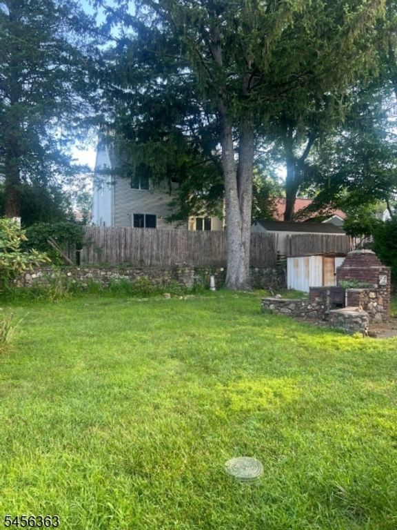 27 Charles Ter, Waldwick Boro, NJ 07463 — photo 4
