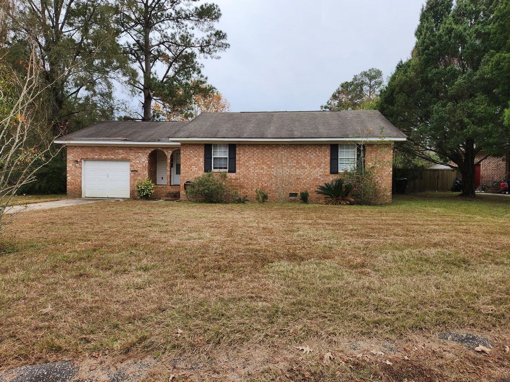117 Maple Drive, Summerville, SC 29485