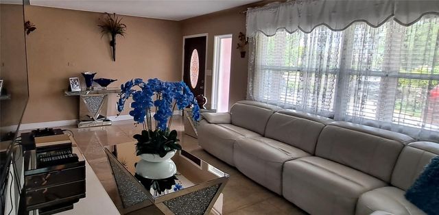 3964 22ND AVENUE N, St Petersburg, FL 33713