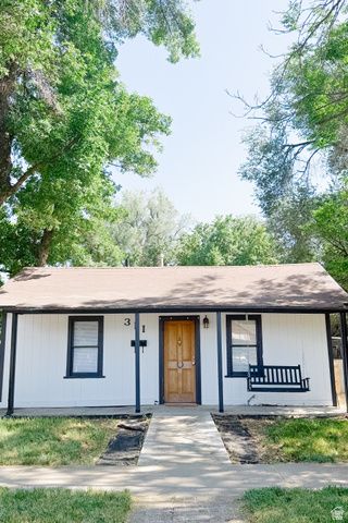 311 W CENTER ST, Springville, UT 84663