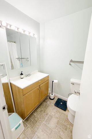 311 W CENTER ST, Springville, UT 84663