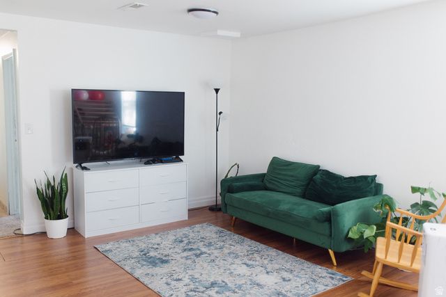 311 W CENTER ST, Springville, UT 84663