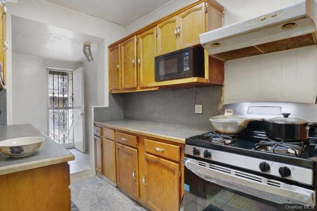 1029 Wheeler Avenue, Bronx, NY 10472