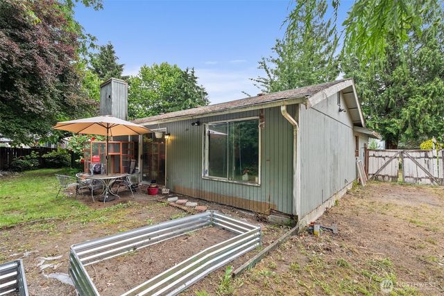 5709 20th Avenue SE, Lacey, WA 98503