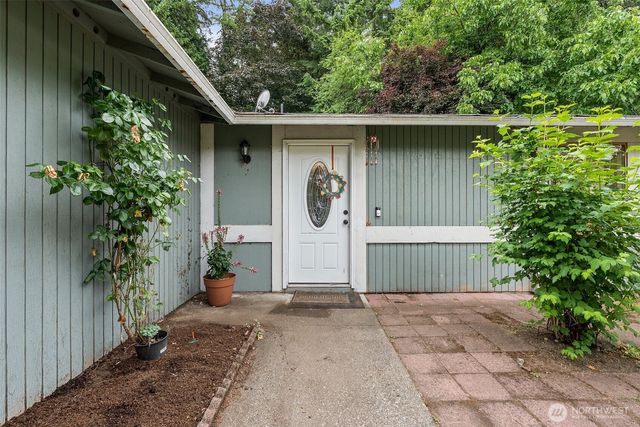 5709 20th Avenue SE, Lacey, WA 98503