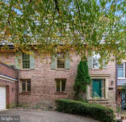 2424 S QUEEN ST, Arlington, VA 22202