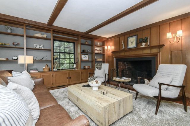 15025 Westover ROAD, Elm Grove, WI 53122