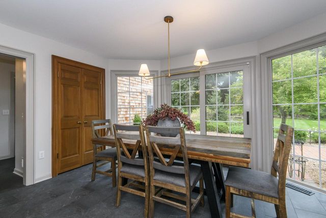 15025 Westover ROAD, Elm Grove, WI 53122