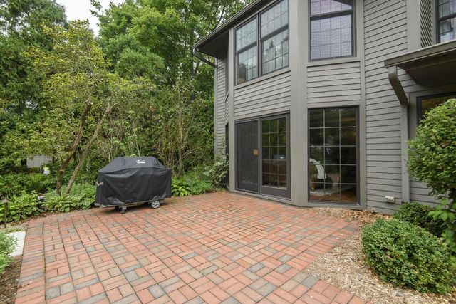 15025 Westover ROAD, Elm Grove, WI 53122