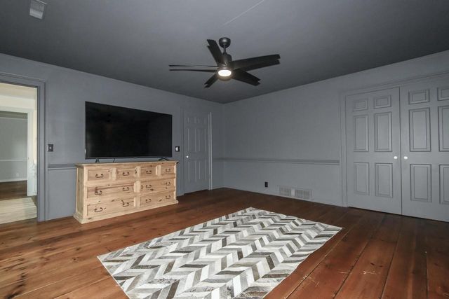 15025 Westover ROAD, Elm Grove, WI 53122